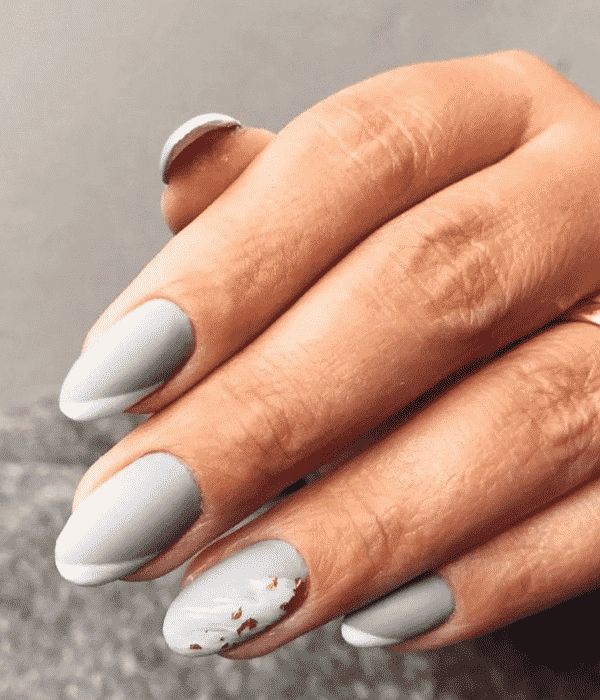 esmaltes cinza claro