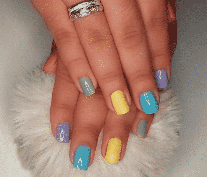 unhas coloridas