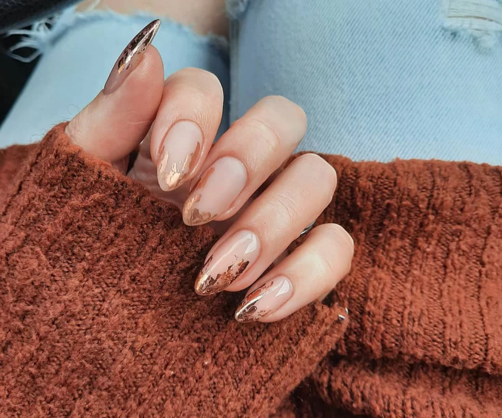 decoração de unha rose gold