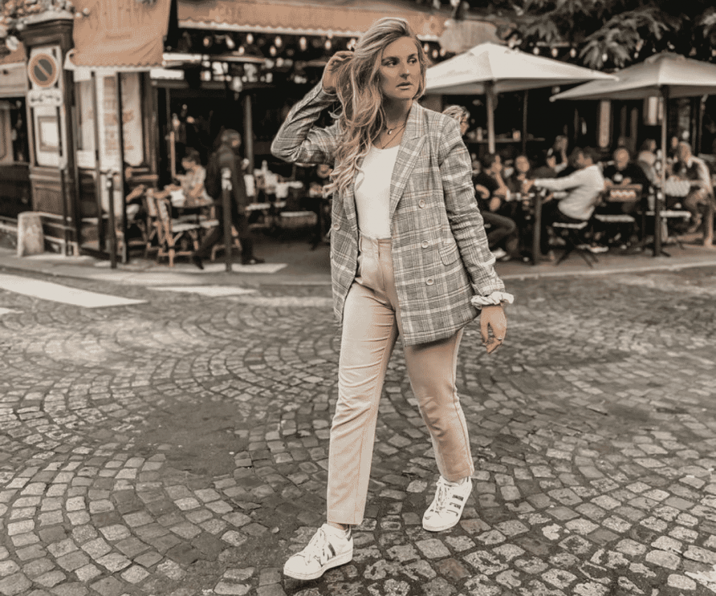 look social com tênis branco