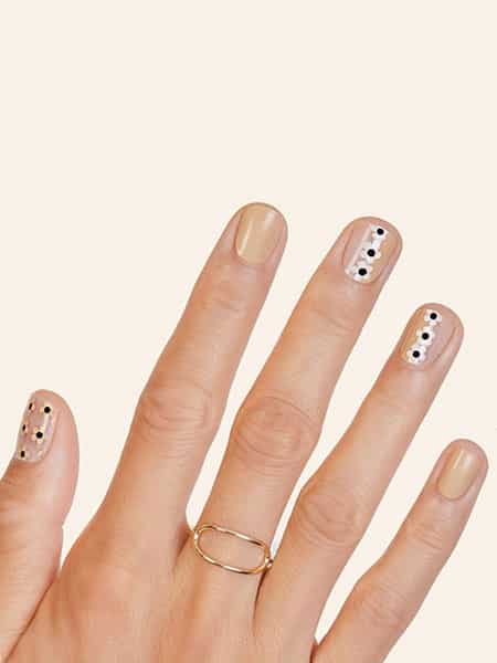 tendência de unhas com flores