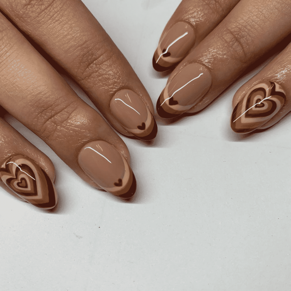 unhas com corações degradê