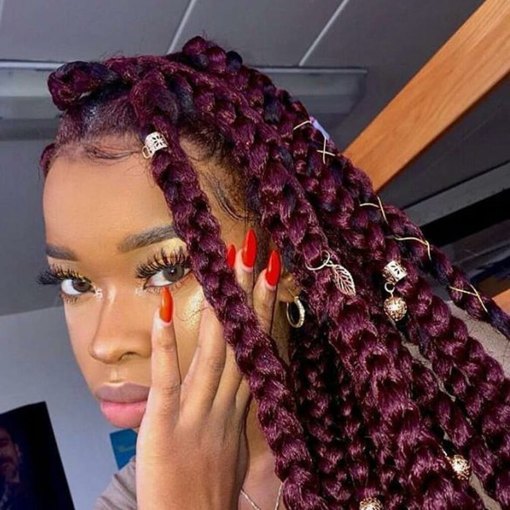 box braids Cor de vinho com detalhes