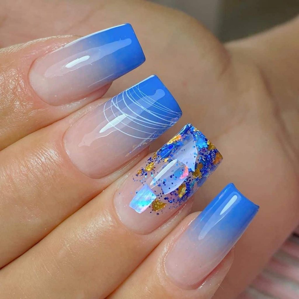 unha encapsulada azul