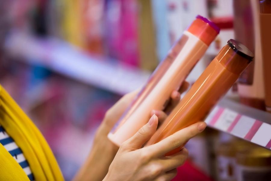 Como levar shampoo e condicionador no avião